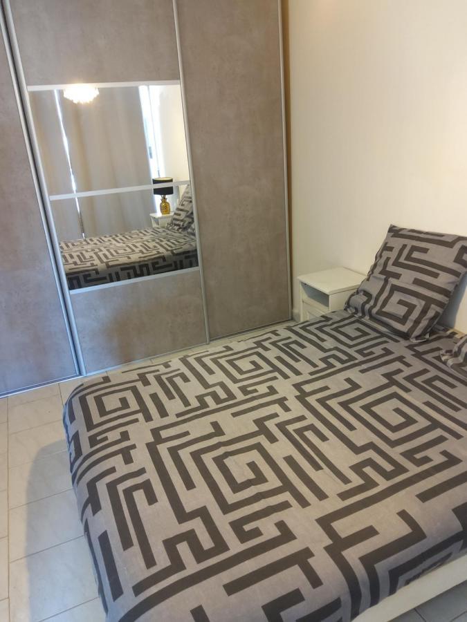 Grand T2 Vue Mer Apartment La Ciotat Bagian luar foto